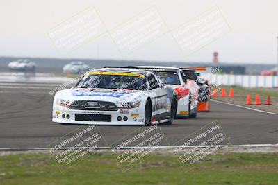 media/Jan-18-2026-CalClub SCCA (Sun) [[8bc6468723]]/Group 5 Race/Turn 1/